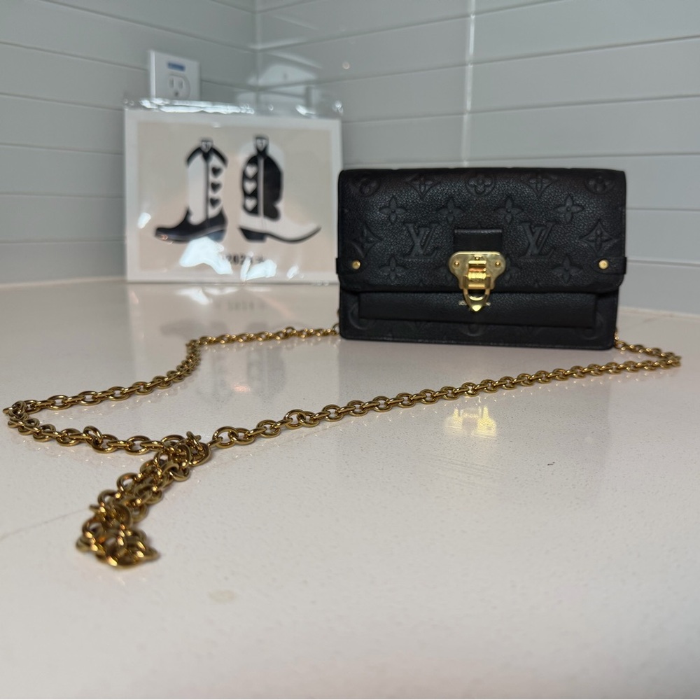 Louis Vuitton Vavin Chain Wallet - Picture 3 of 8